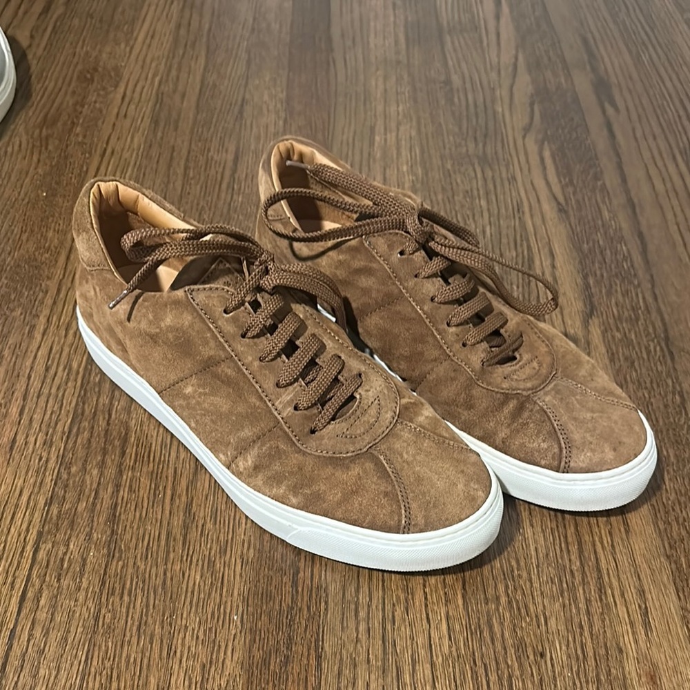 To Boot Brown Sneakers Sleek Minimalist Design